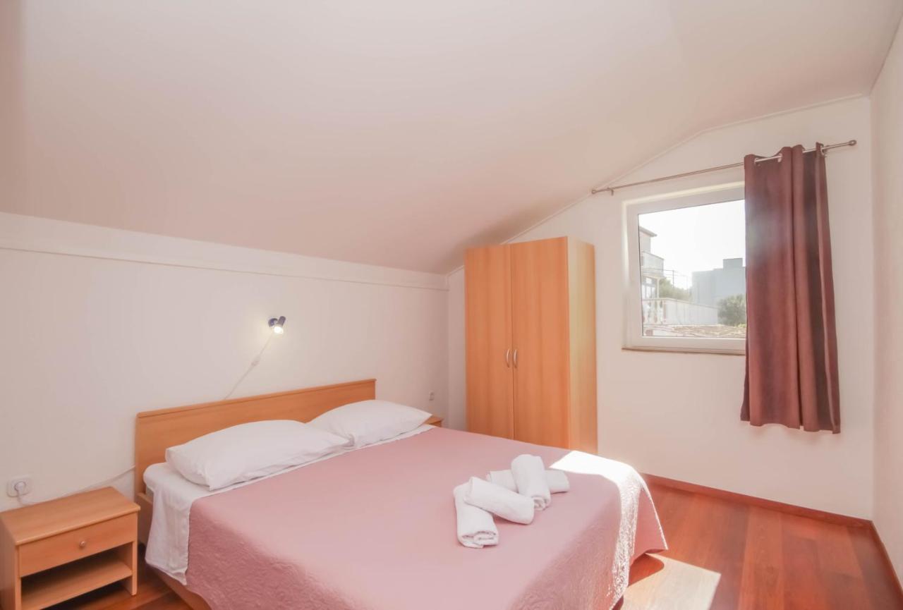 Apartmani Horvat Jezera Buitenkant foto