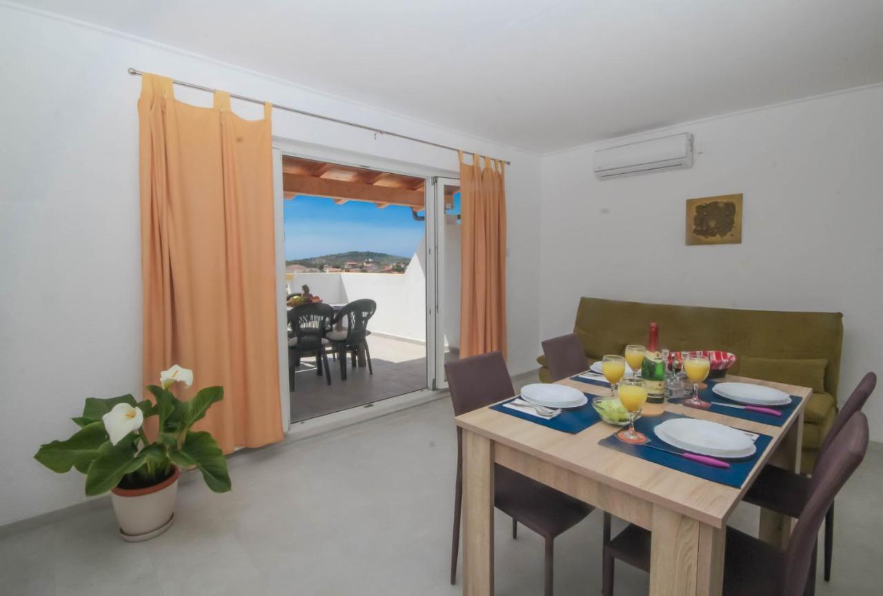 Apartmani Horvat Jezera Buitenkant foto